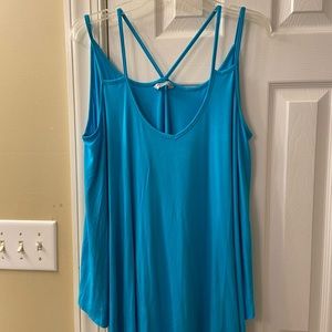 Women’s Zeagoo tank. New w/o tags. Never worn.